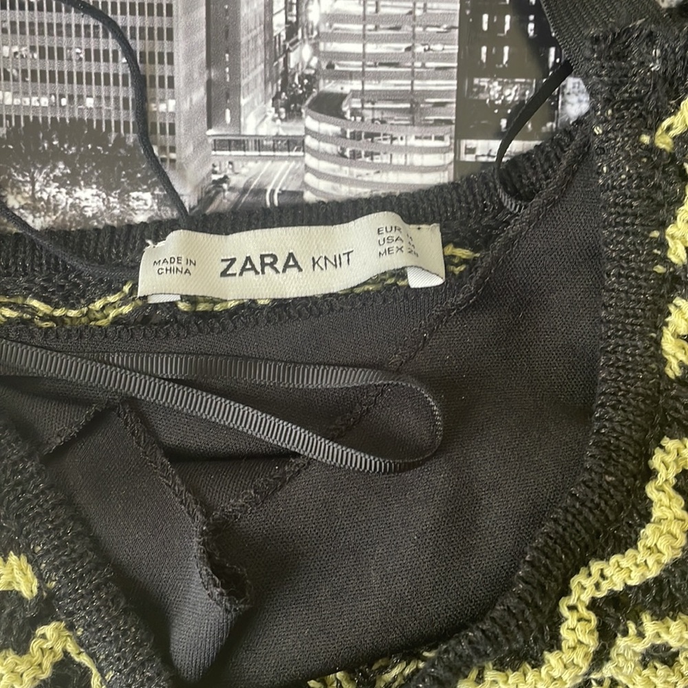 Zara Crop Top - Picture 3 of 7